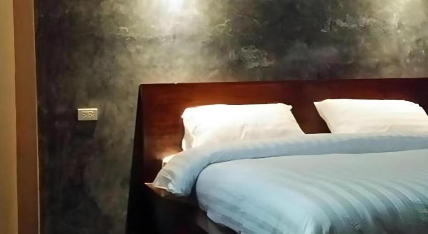 The Infinite Resort Nakhon Sawan Bagian luar foto