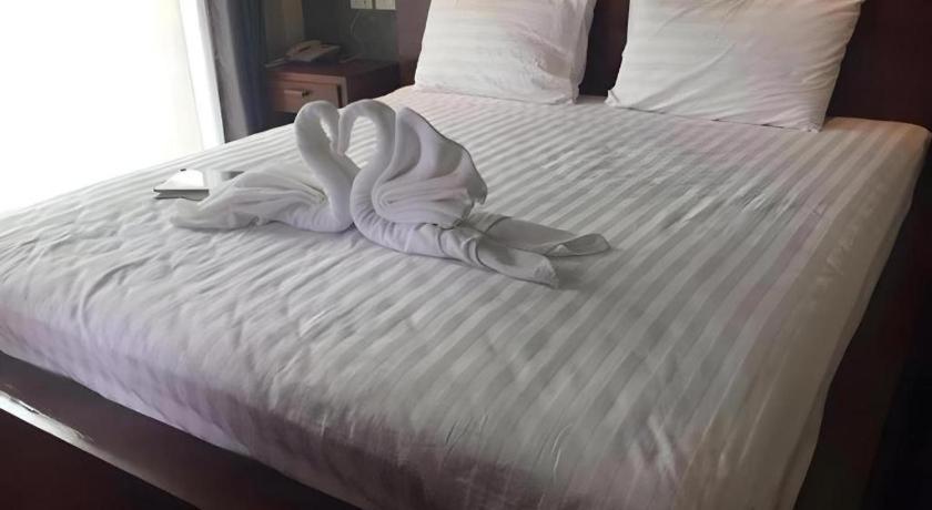 The Infinite Resort Nakhon Sawan Bagian luar foto