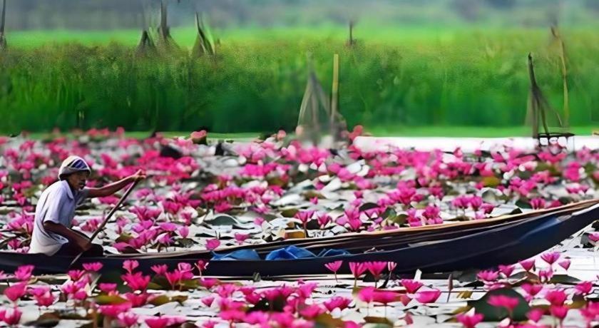 The Infinite Resort Nakhon Sawan Bagian luar foto