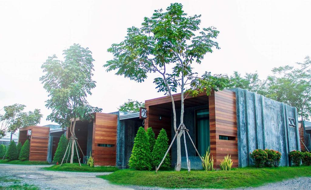The Infinite Resort Nakhon Sawan Bagian luar foto